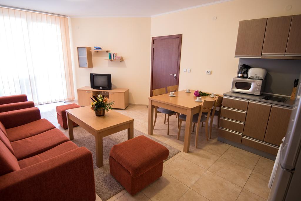 Complex Apolon Διαμέρισμα Νεσέμπαρ Εξωτερικό φωτογραφία