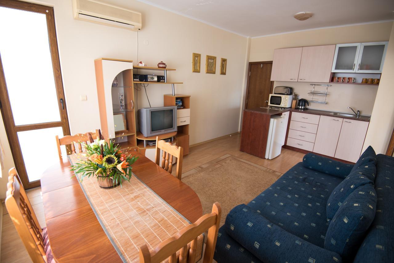 Complex Apolon Διαμέρισμα Νεσέμπαρ Εξωτερικό φωτογραφία
