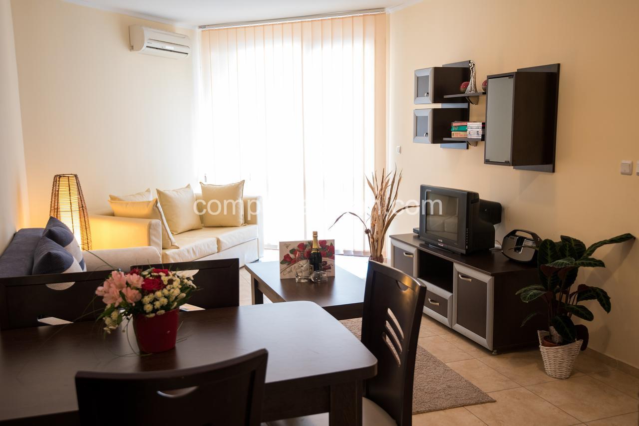 Complex Apolon Διαμέρισμα Νεσέμπαρ Εξωτερικό φωτογραφία